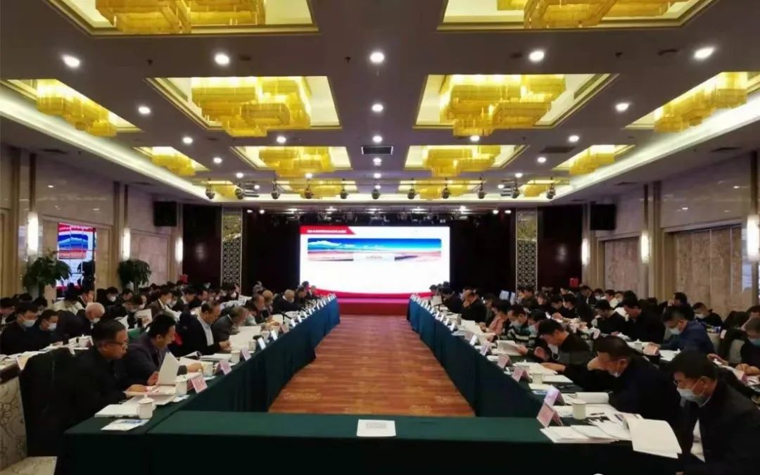 在五中全會精神的指引下:科學謀劃塞外明珠鄂爾多斯市“十四五”發(fā)展規(guī)劃 1.jpg 在五中全會精神的指引下:科學謀劃塞外明珠鄂爾多斯市“十四五”發(fā)展規(guī)劃 1.jpg